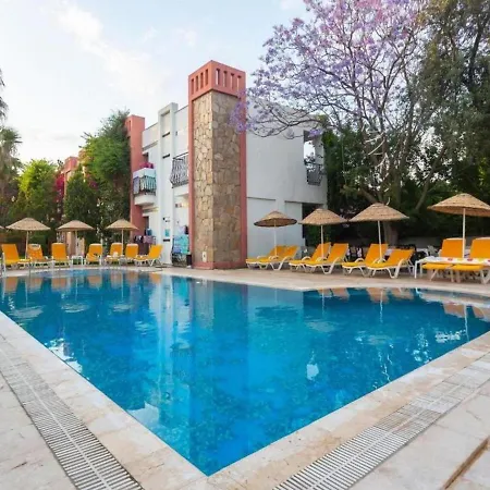 Otel Kriss *